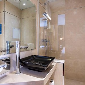 Klassieke Kamer met Twee Aparte Bedden